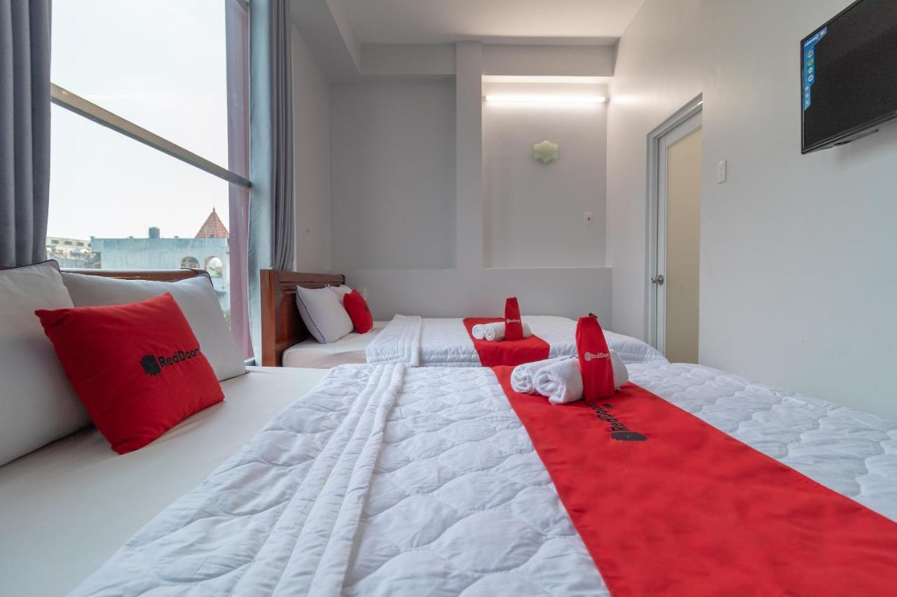 Reddoorz Near Tan Huong Market Ho Chi Minh City Exterior photo