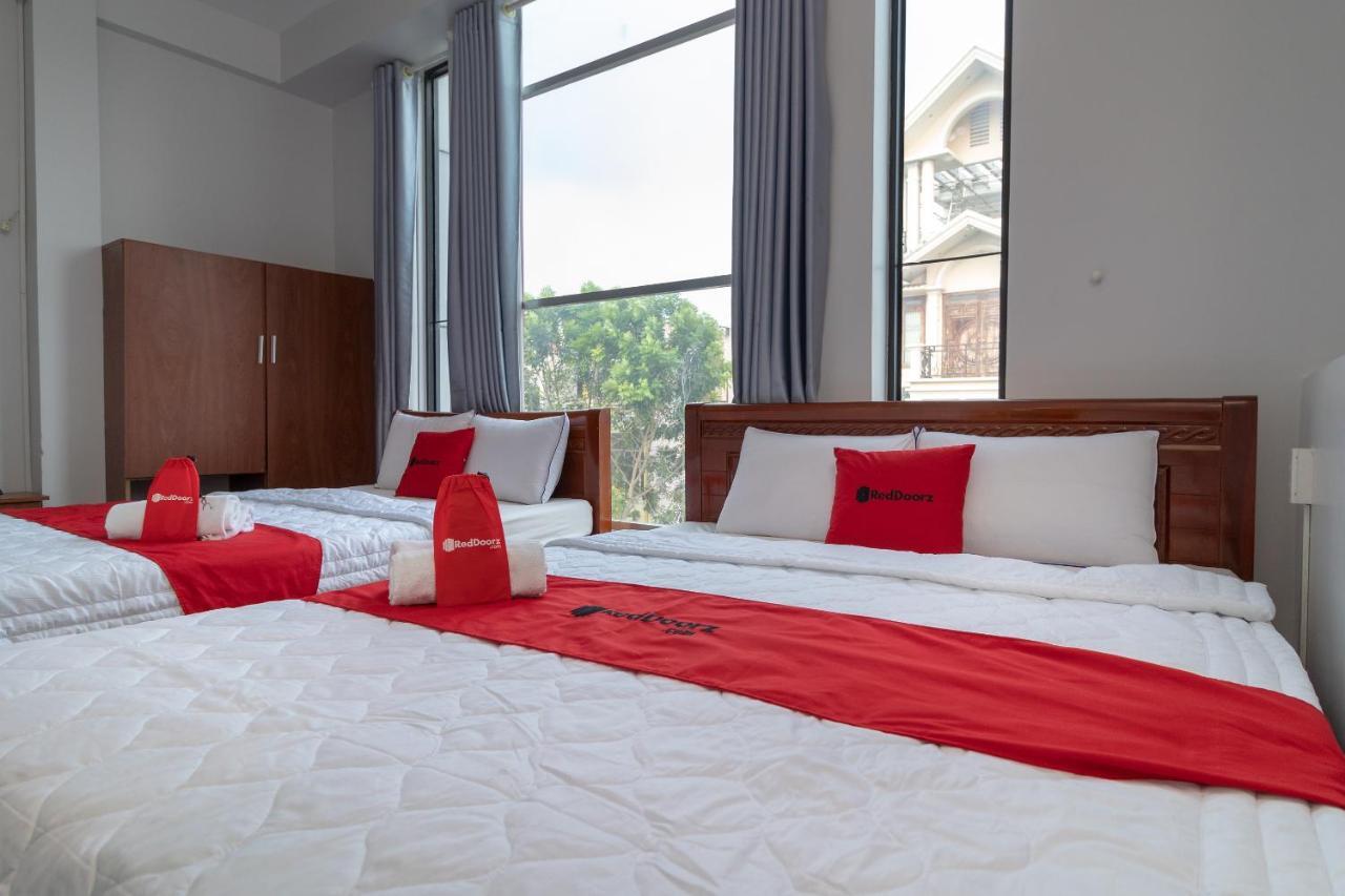 Reddoorz Near Tan Huong Market Ho Chi Minh City Exterior photo