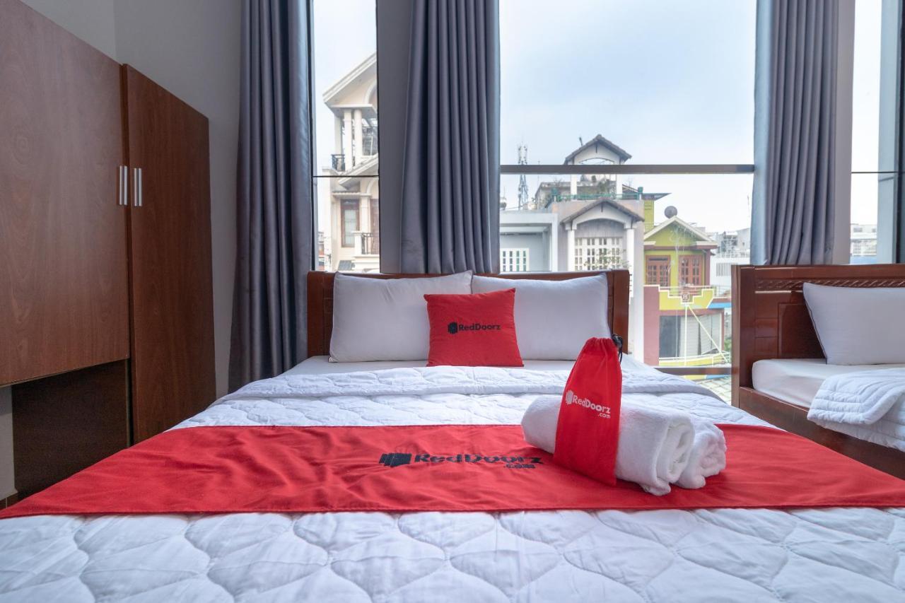 Reddoorz Near Tan Huong Market Ho Chi Minh City Exterior photo